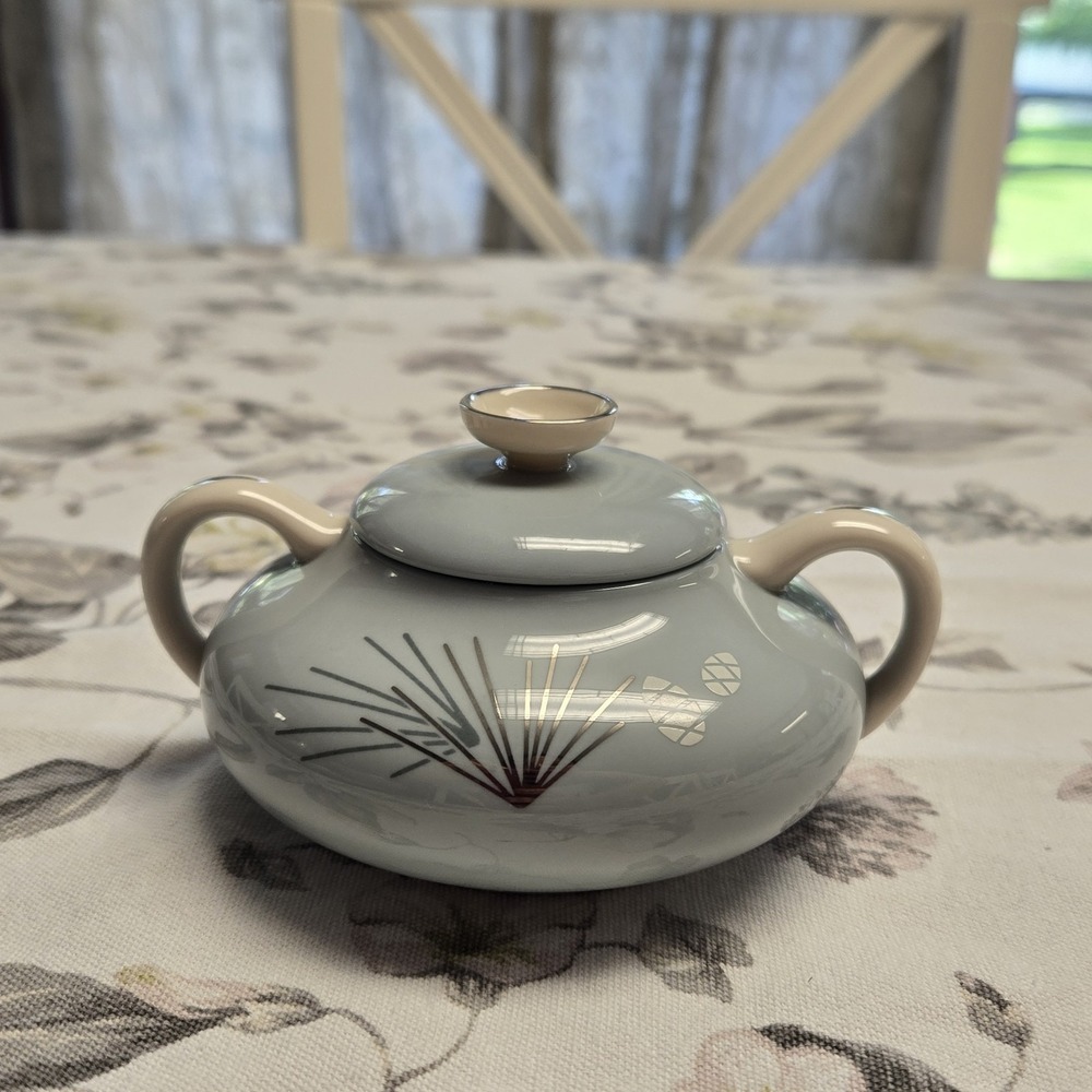 Franciscan Silver Pine Sugar Bowl with Lid, MCM - Picture 1 of 7